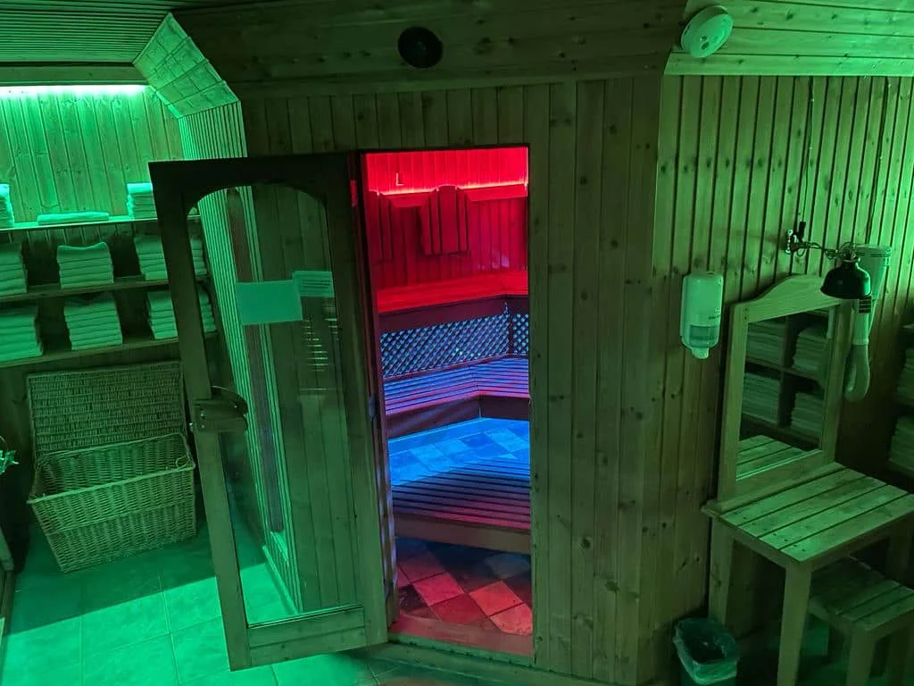 Parenclub Mystique Sauna's - Virtuele rondleiding foto